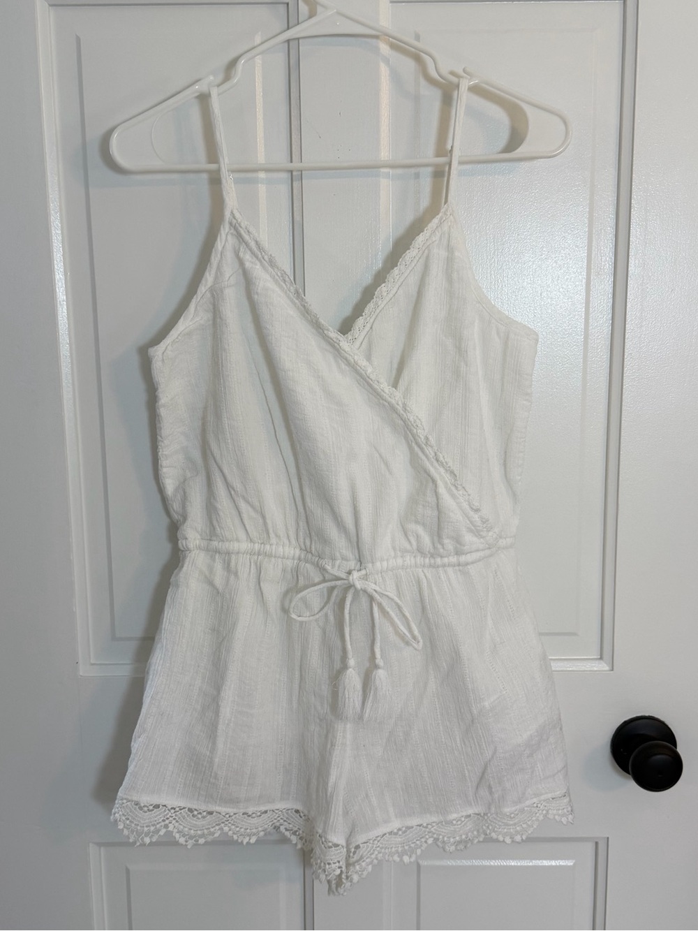 Aerie White Cotton Gauze Wrap Romper Lace Trim Boho Size Medium